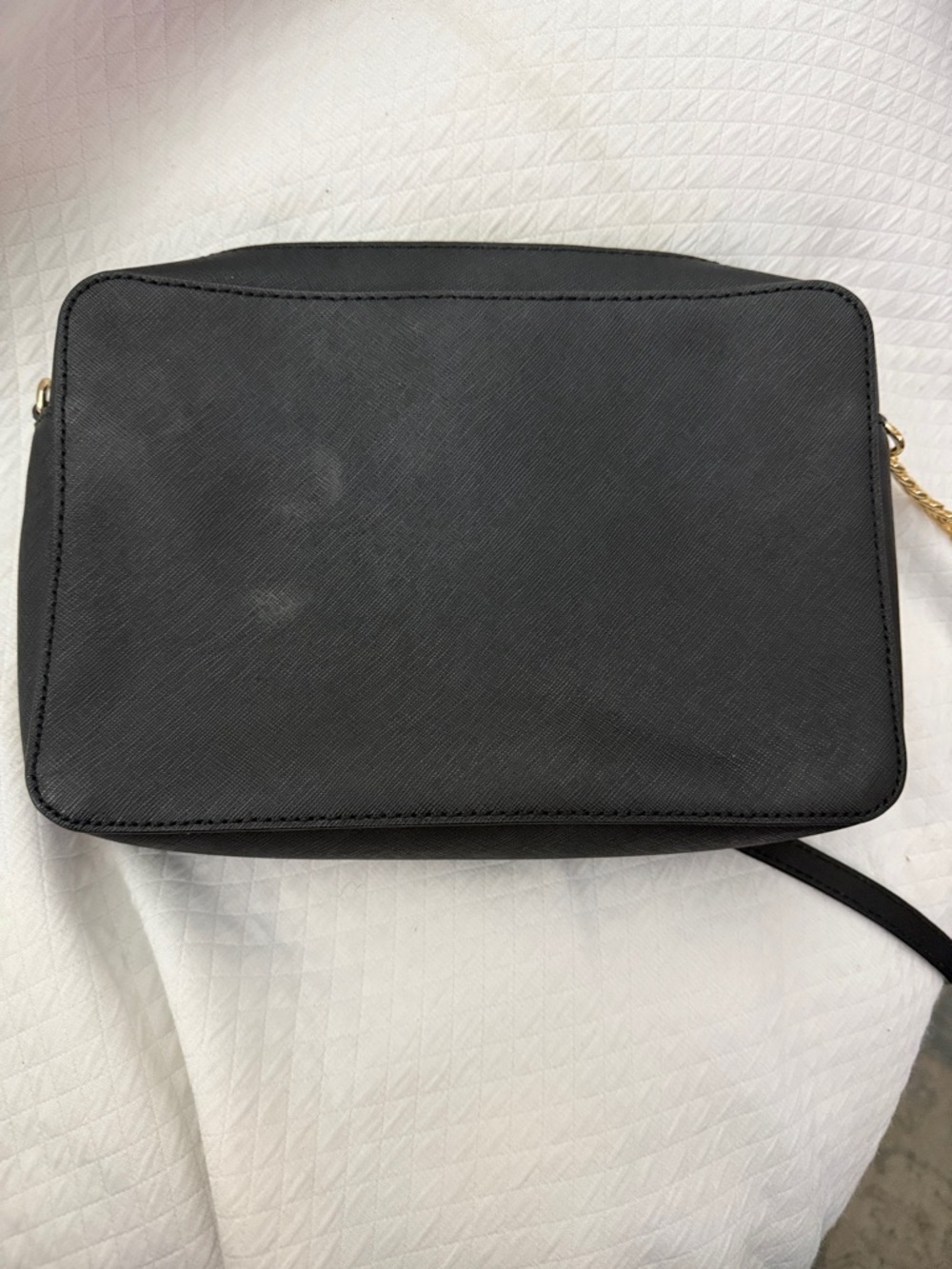 Michael Kors Black Saffiano Leather Crossbody w Gold Chain 9.5"W X 6.5"H X 2"D - Picture 6 of 14